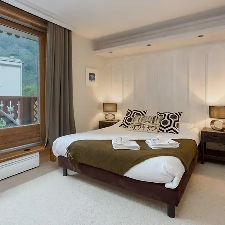 Chamois Apartment- Year Apartament Chamonix